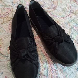 BareTraps nlk flats sz 7m